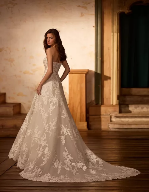 Bella - Imagen 2